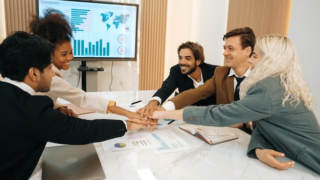 Estratégias de alfabetização financeira aplicadas ao controle de despesas mensais